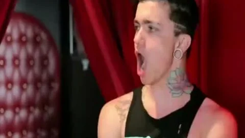 Tommy Defendi & Sebastian young fuck Seth Knight