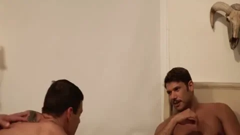 Andrey Vic drills Jesse Santana